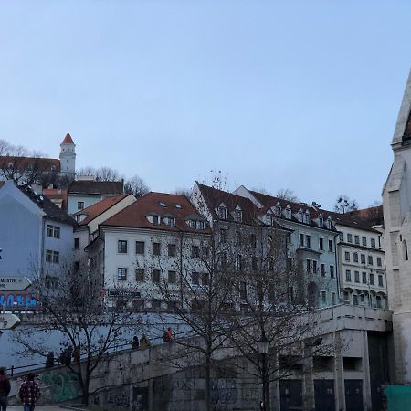 Pleasant Apartment Under The Bratislava Castle Экстерьер фото